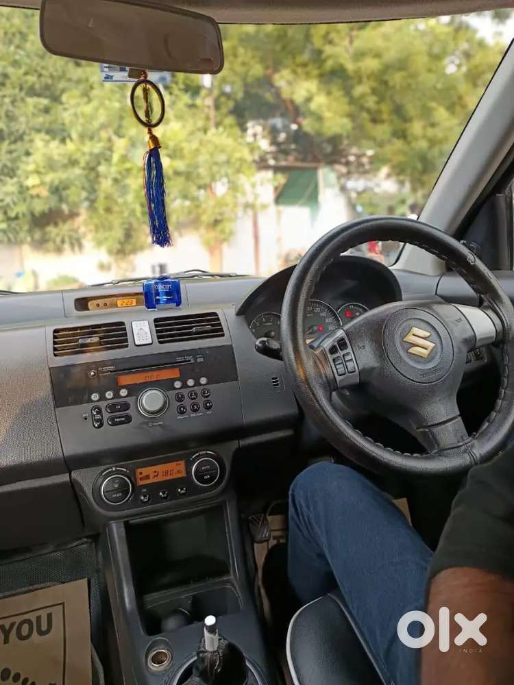 Maruti Suzuki Swift 2010