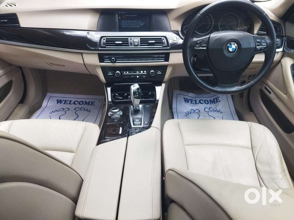 Bmw 5 Series 523i Sedan, 2010, Petrol
