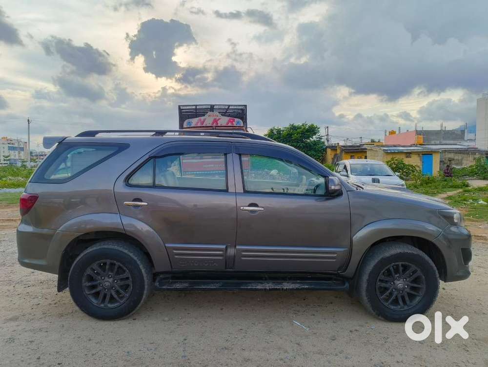 Toyota Fortuner 2011 Diesel Well Maintained
