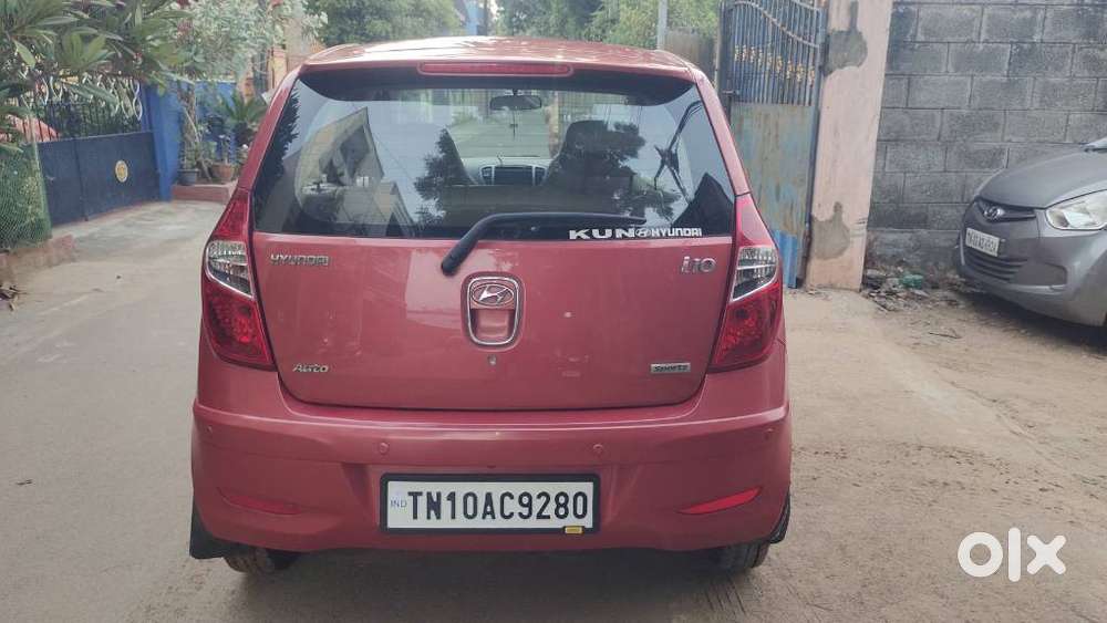 Hyundai I10 Sportz At, 2011, Petrol