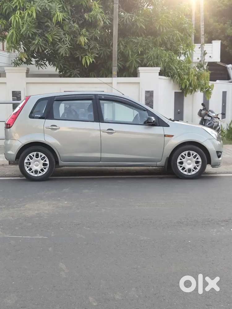 Ford Figo 2010-2011 Regsitration