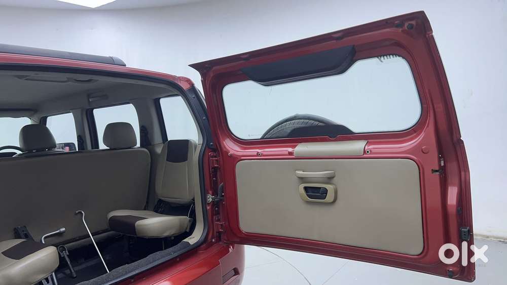 Mahindra Tuv 300 T4 Plus, 2018, Diesel