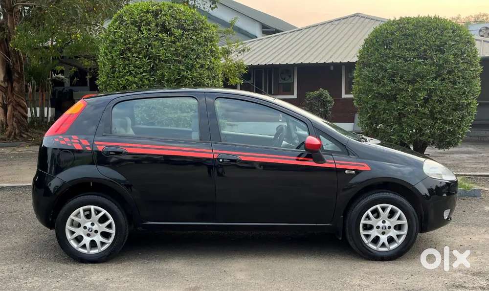 Fiat Punto 2014 Diesel 94000 Km Driven