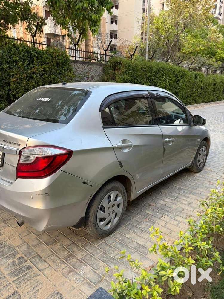 Honda Amaze 2016 Diesel Well Maintained