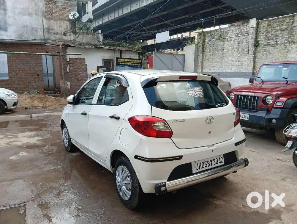 Tata Tiago Revotron 2018