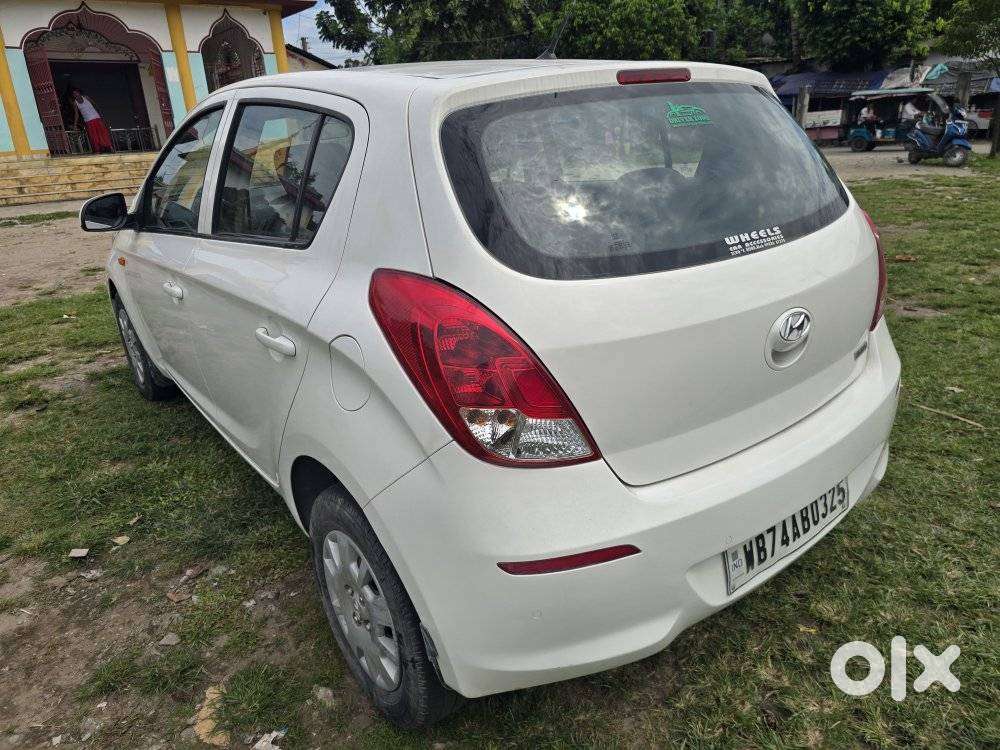 Hyundai I20 Magna Optional 1.2, 2013, Petrol