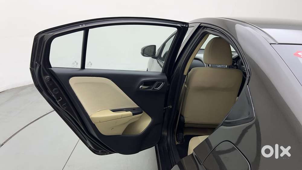 Honda City I-vtec V, 2017, Petrol