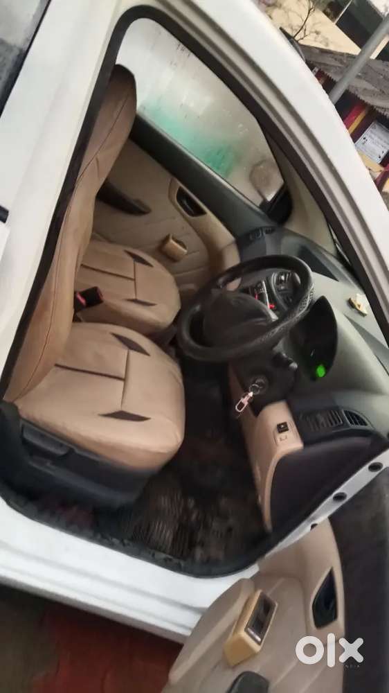 :
Hyundai Eon 2015  2nd Owner  Petrol + Cng  Excellent Condition
