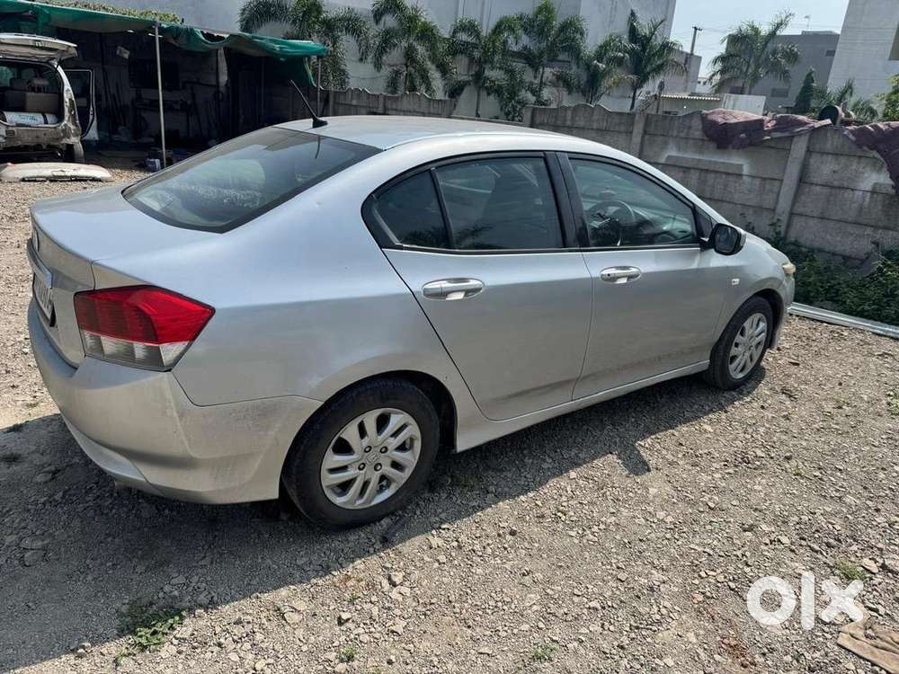 Honda City Hybrid Ehev 2009 Cng & Hybrids Well Maintained
