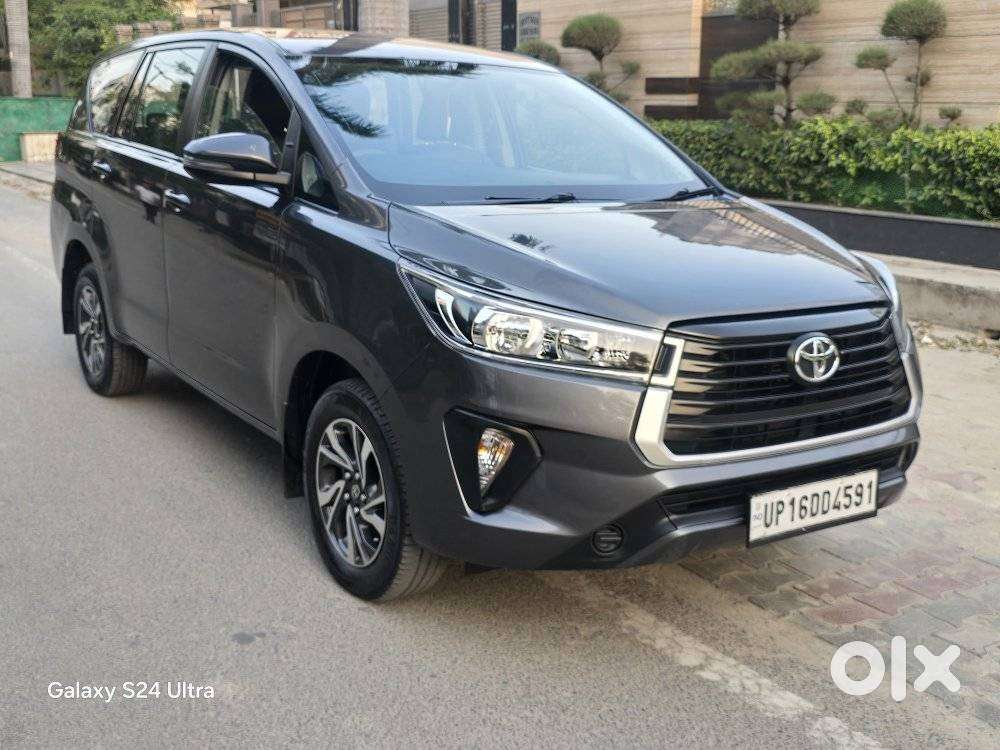 Toyota Innova Crysta 2.4 G Plus Mt 7 Str, 2022, Diesel
