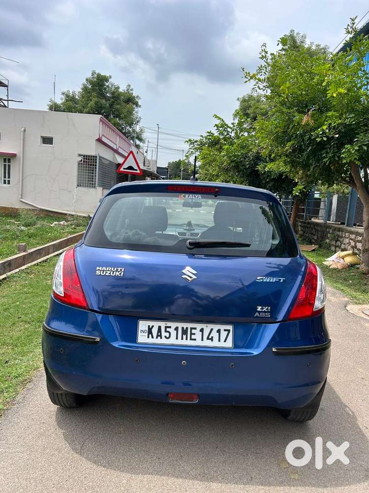 Maruti Suzuki Swift Vvt Zxi, 2013, Petrol