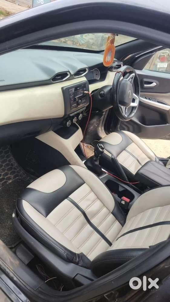 Nissan Magnite 2023 Petrol 50000 Km Driven