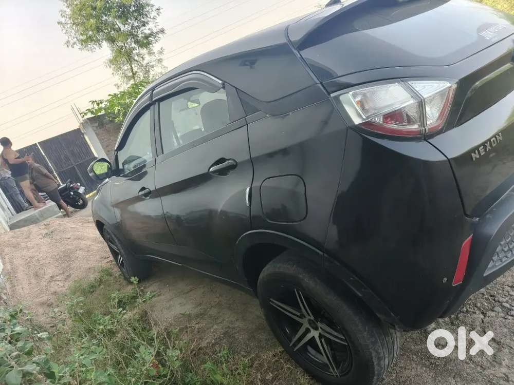 Tata Nexon Creative Plus 2018