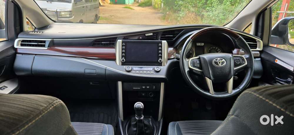 Toyota Innova Crysta 2.4 V, 2022, Diesel