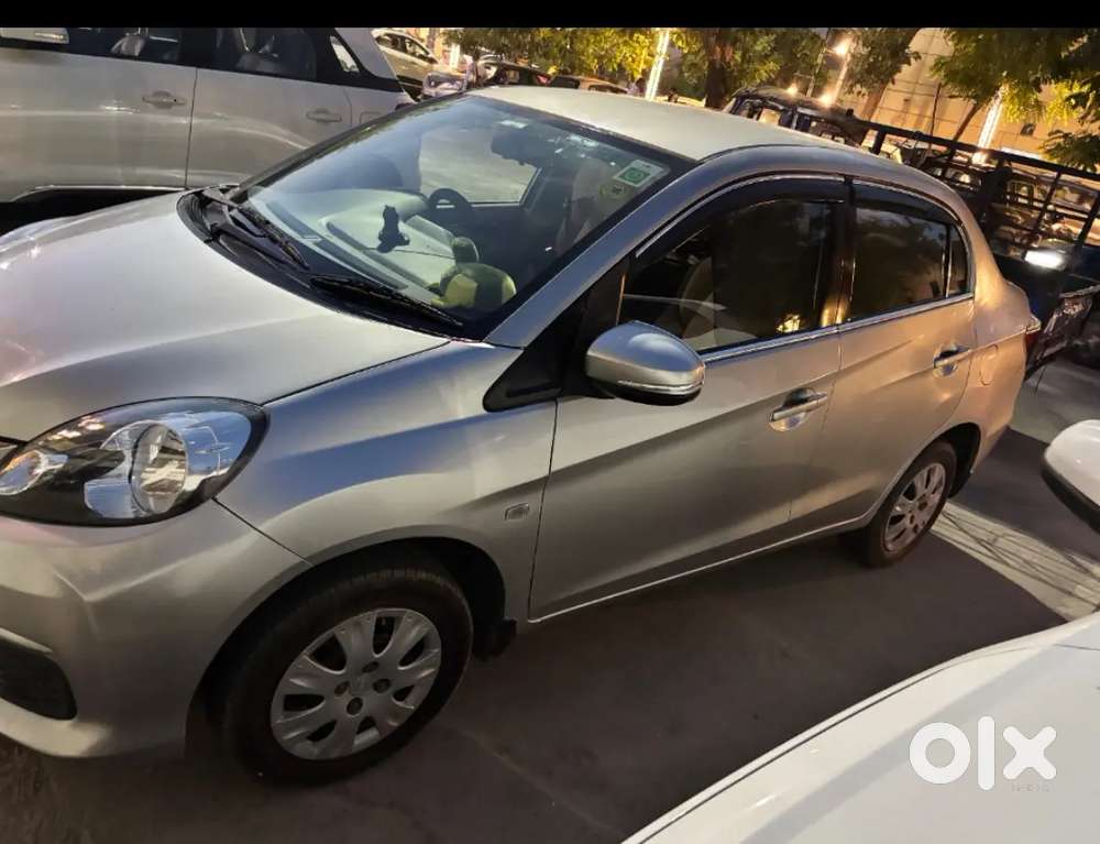 Honda Amaze 2017 Petrol Condition Like New