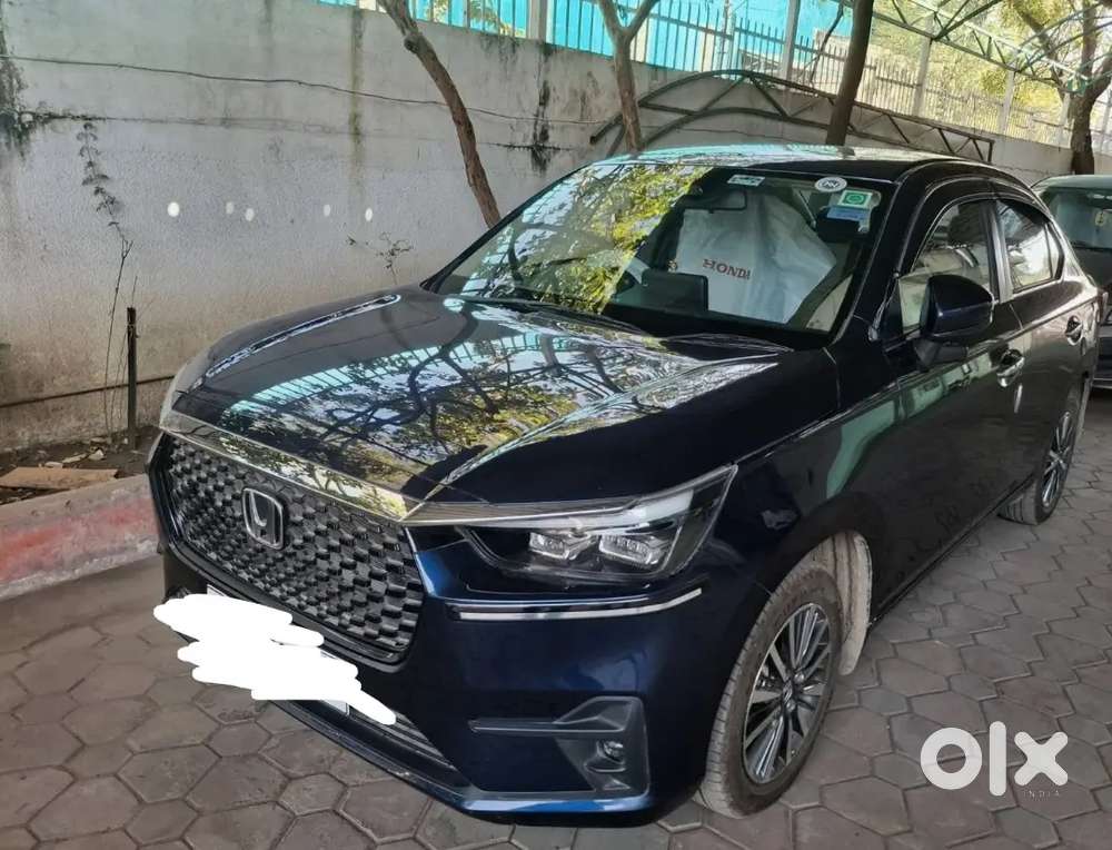 Honda Amaze 3rd Gen Zx Cvt 2025 Petrol 6500 Km Driven