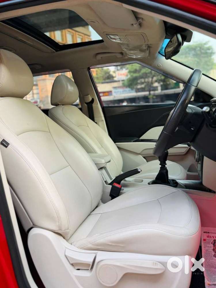 Mahindra Xuv300 W8 Option Diesel, 2019