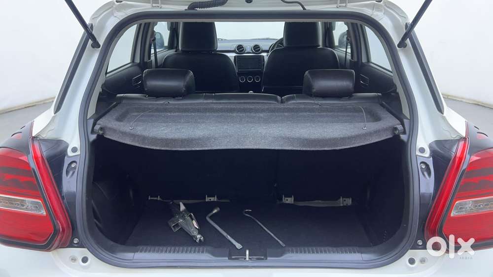 Maruti Suzuki Swift 1.3 Zxi, 2021, Petrol