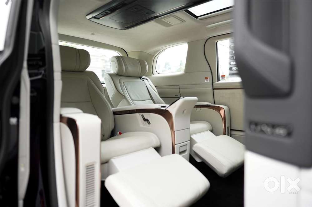 Lexus Lm 350h 4 Str Ultra Luxury, 2025, Petrol