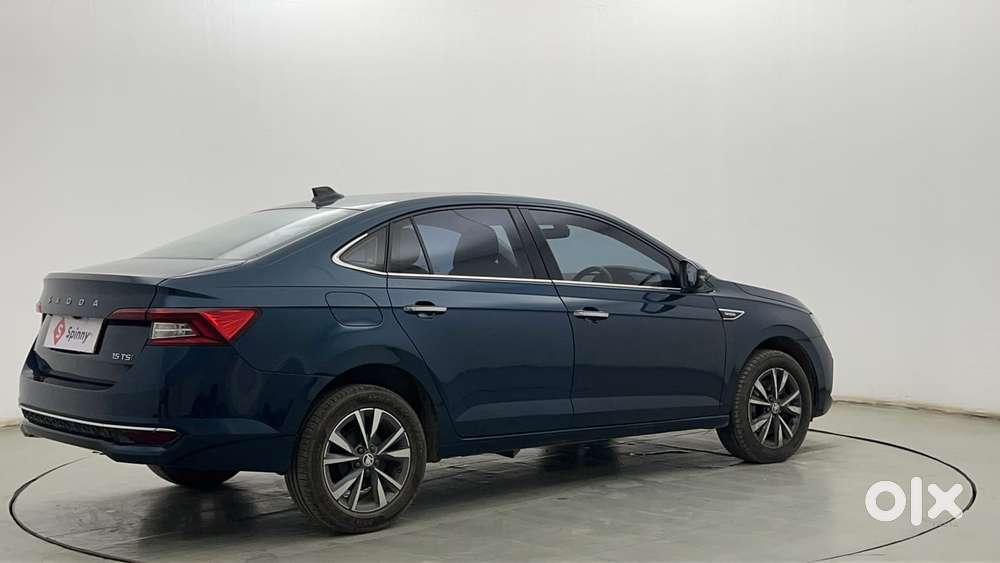 Skoda Slavia Style 1.5l Tsi Dsg, 2023, Petrol
