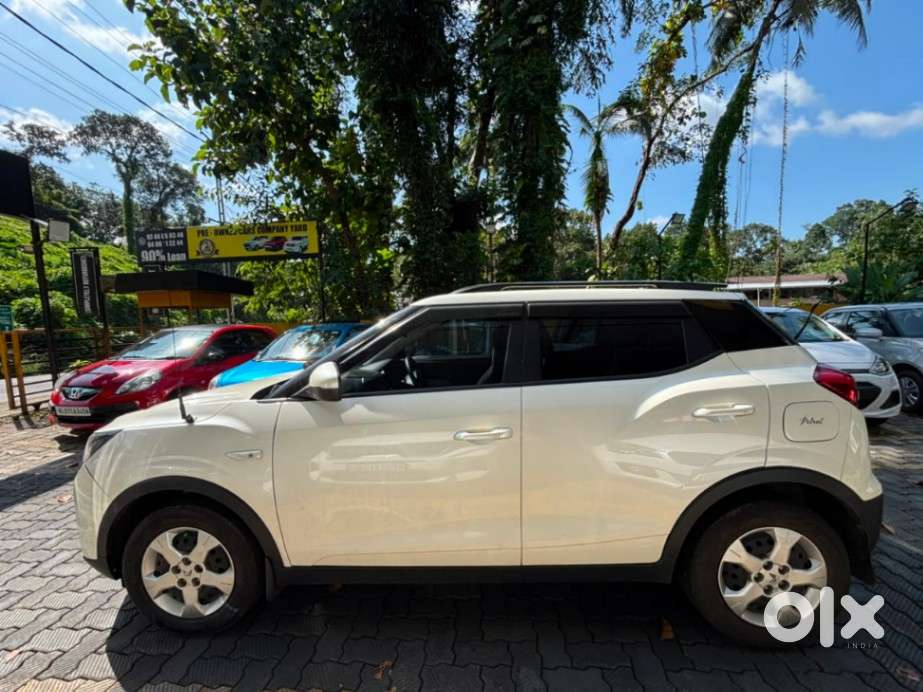Mahindra Xuv300 W6, 2018, Petrol