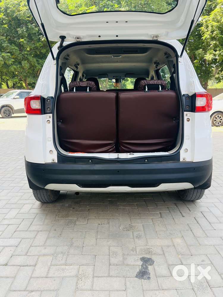 Renault Triber 1.0 Rxz Dual Tone, 2022, Petrol
