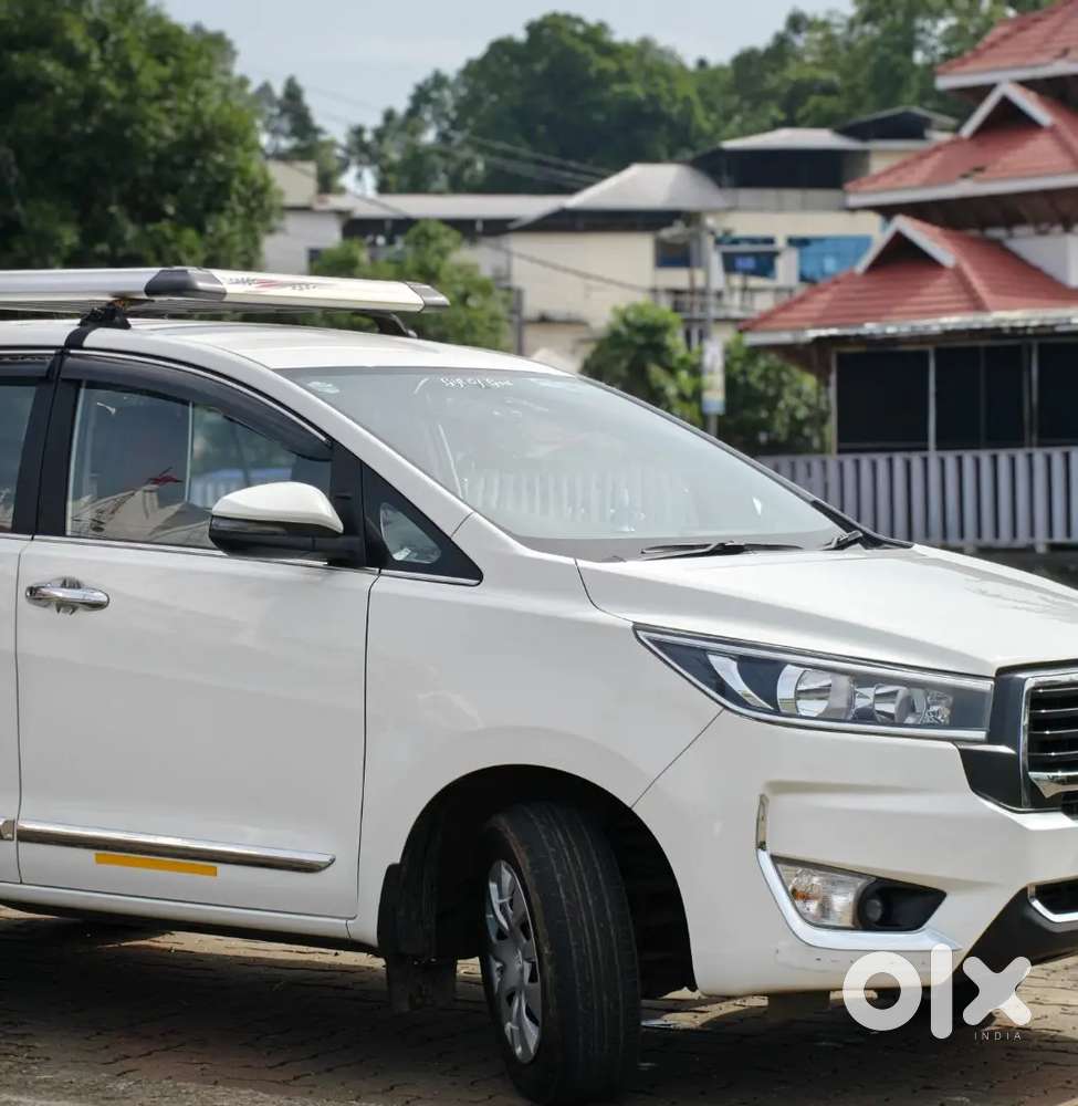 Toyota Innova Crysta 2025 Diesel Manual