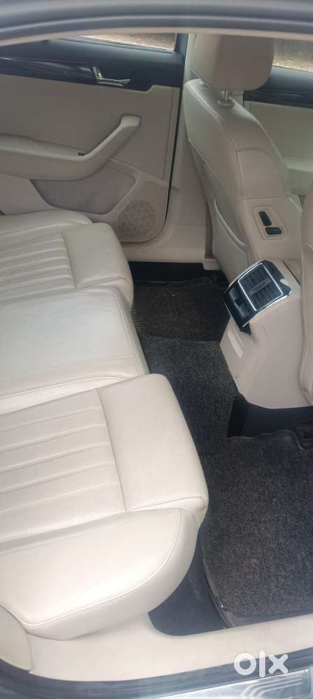 Skoda Superb L&k 2.0 Tdi At, 2017, Diesel