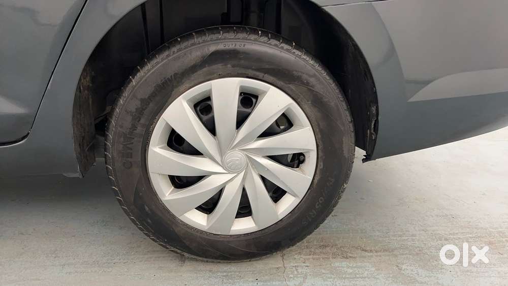 Skoda Slavia Active 1.0l Tsi Mt, 2023, Petrol