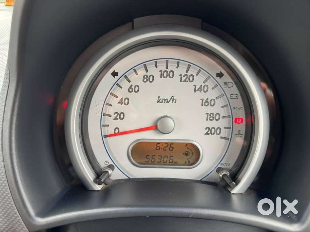 Maruti Suzuki Ritz Vxi, 2012, Petrol