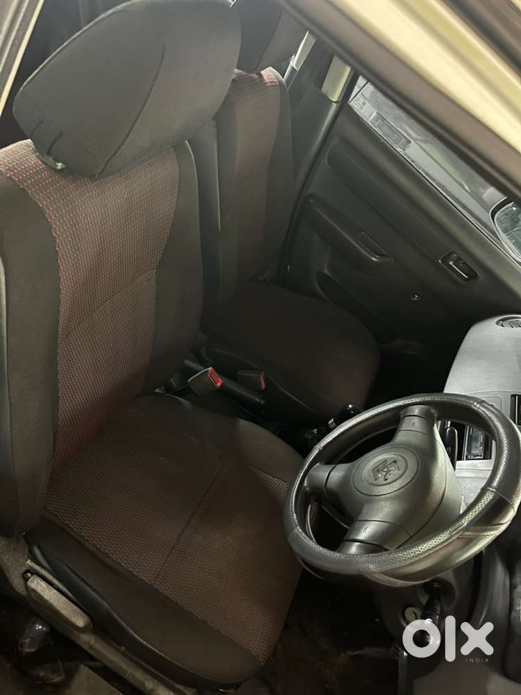 Maruti Suzuki Swift 2008 Dec Petrol Well Maintained