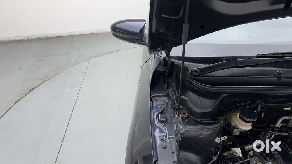 Hyundai New I20 1.2 Asta (o) Ivt, 2023, Petrol