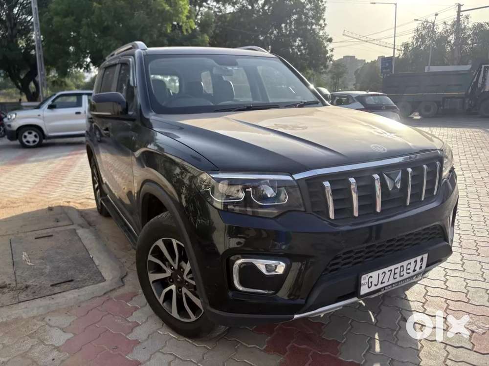 Mahindra Scorpio N Z8 Petrol At 7 Str, 2024, Petrol