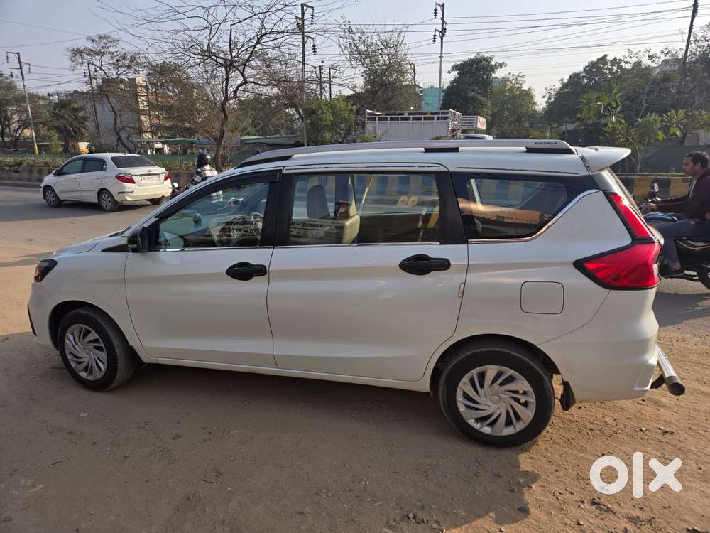 Maruti Suzuki Ertiga 2022-2023  Vxi, 2023, Cng & Hybrids