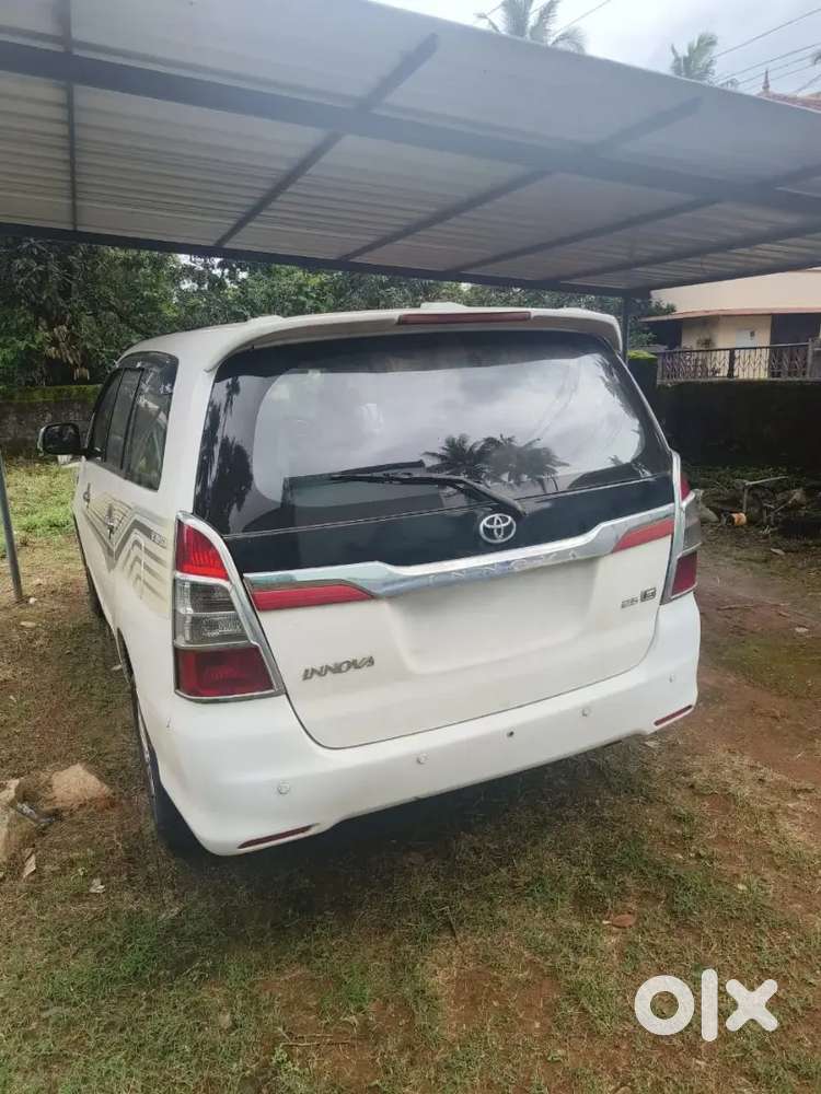 Toyota Innova 2013