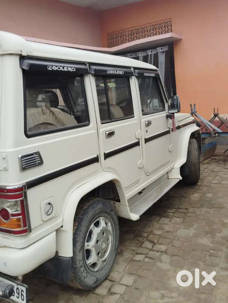 Mahindra Bolero 2016