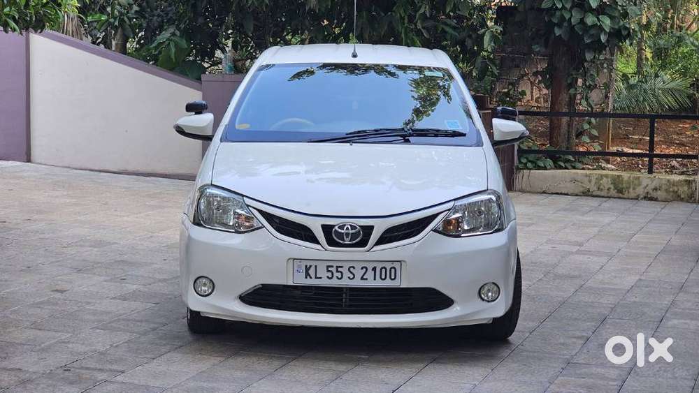 Toyota Etios Liva V, 2015, Petrol