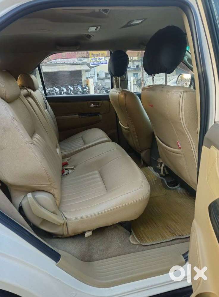 Toyota Fortuner 3.0 4x2 Mt, 2014, Diesel