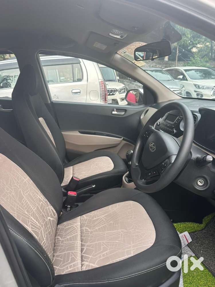 Hyundai Grand I10 Sportz, 2016, Petrol