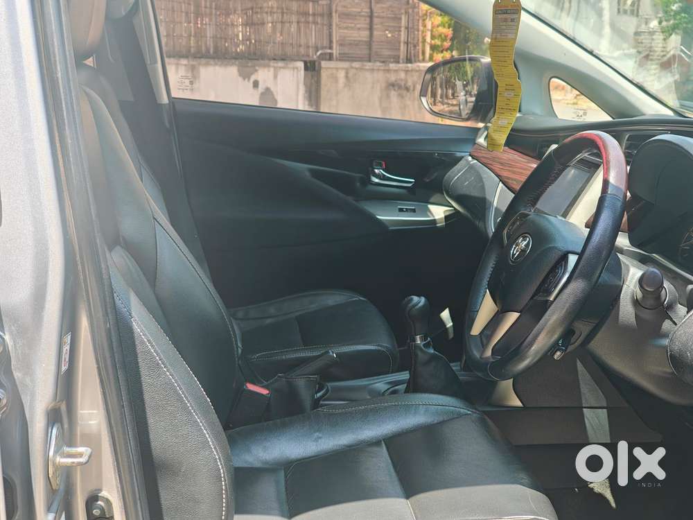 Toyota Innova Crysta 2.4 Zx Mt, 2017, Diesel