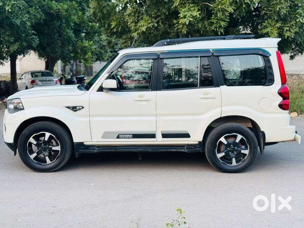 Mahindra Scorpio S11 Mt 7s, 2023, Diesel