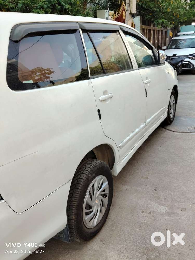 Toyota Innova 2.5 Gx 7 Str Bs-iii, 2014, Diesel