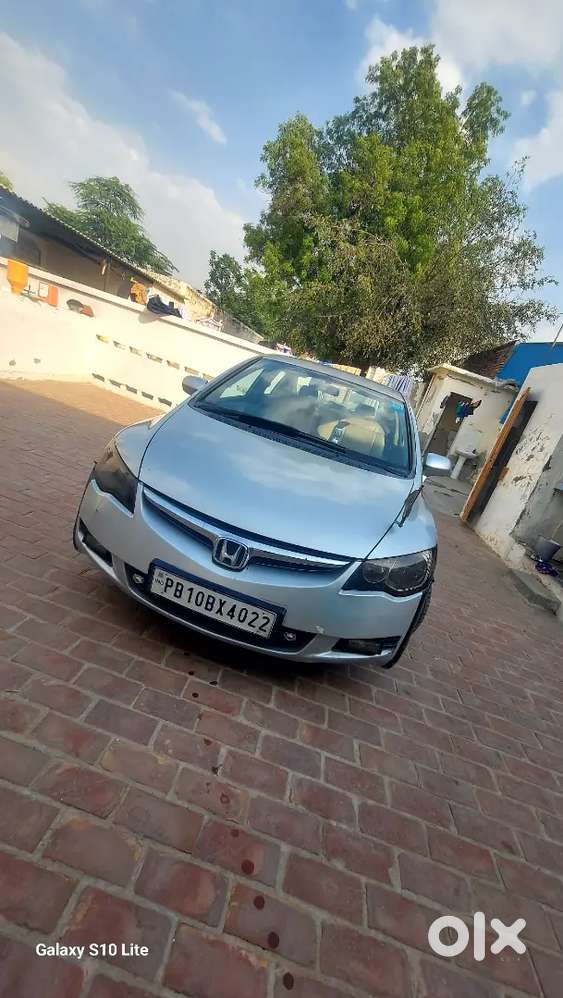 Passing 2027 Tak...90%  Tyer  2 Airbag Good Condition Cng
