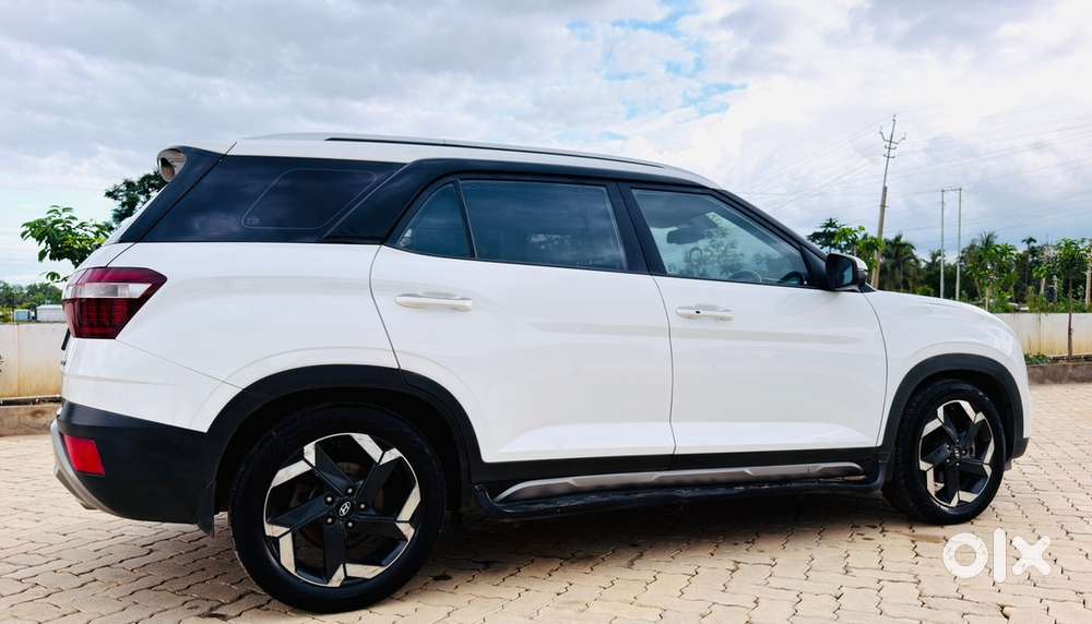 Hyundai Alcazar Petrol Manual 2022