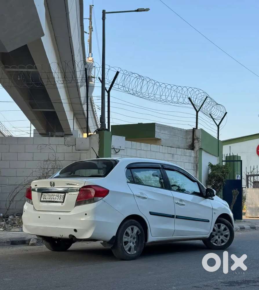 Honda Amaze 2013 Petrol Well Maintained