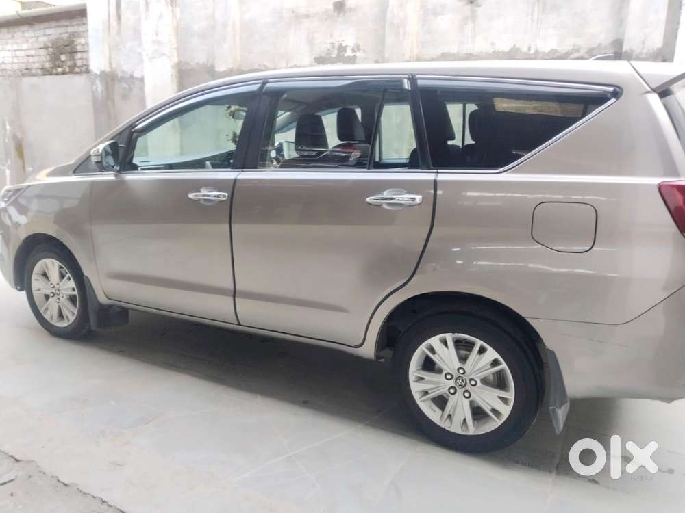 First Owner Innova Crysta With Service Record