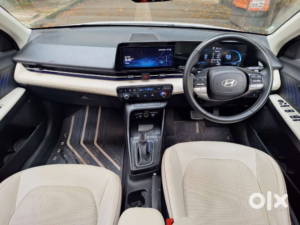Hyundai Verna 1.5 Sx (o) Vtvt Ivt, 2023, Petrol