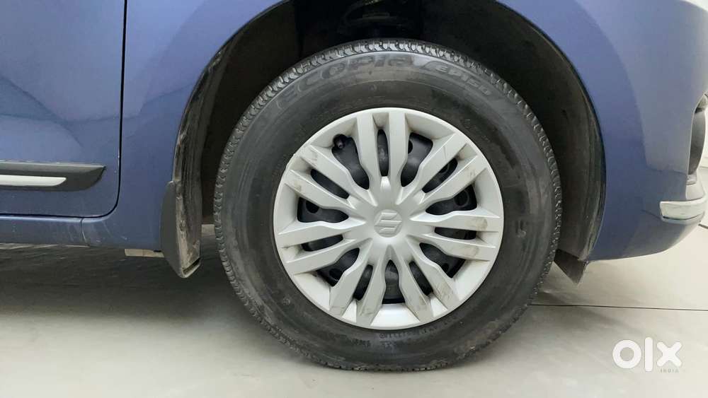 Maruti Suzuki Dzire 1.2 Vxi Amt, 2018, Petrol