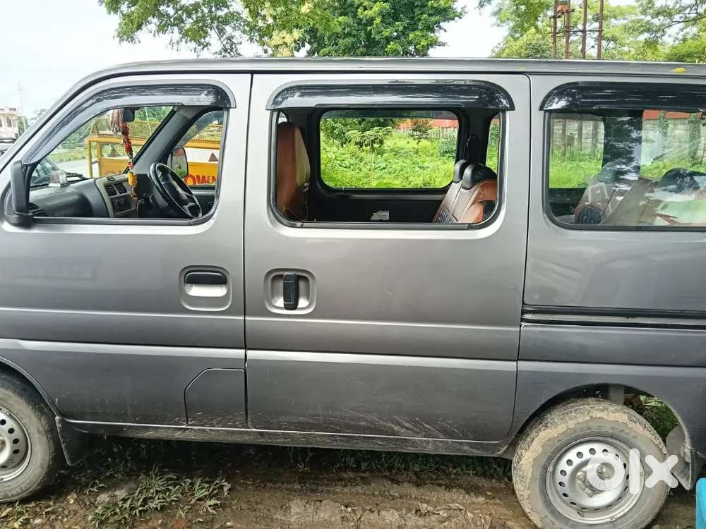 Maruti Suzuki Eeco Smiles 2023