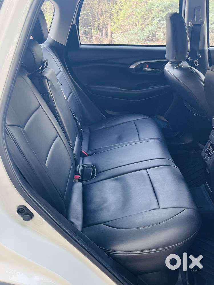 Maruti Suzuki Grand Vitara, 2023, Petrol